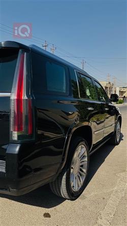 كاديلاك اسكاليد